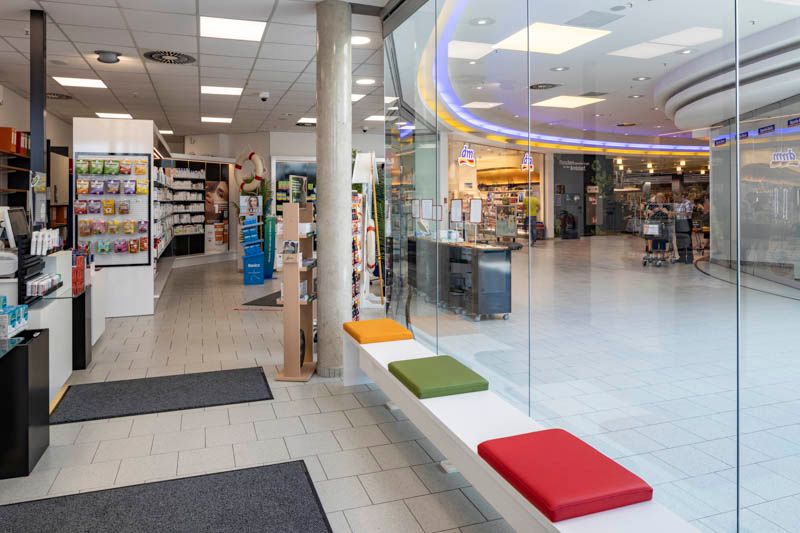 BEST Apotheken Augsburg - GISELA - Sitzbank